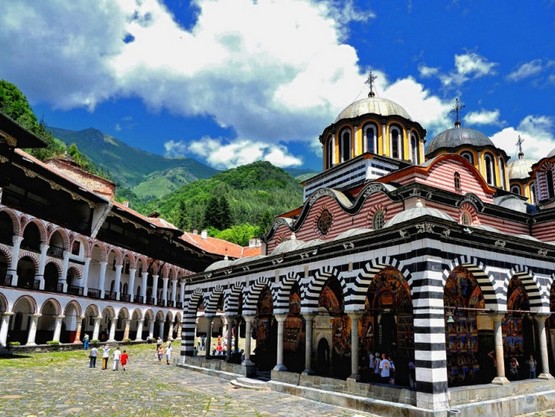 Монастыри Болгарии